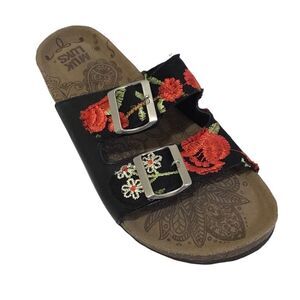 Muk Luks Black & Red Floral Double Buckle Sandals New Size 6